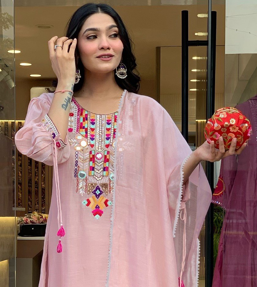 Baby Pink Silk Kurta Pant Set | Party Wear Women
